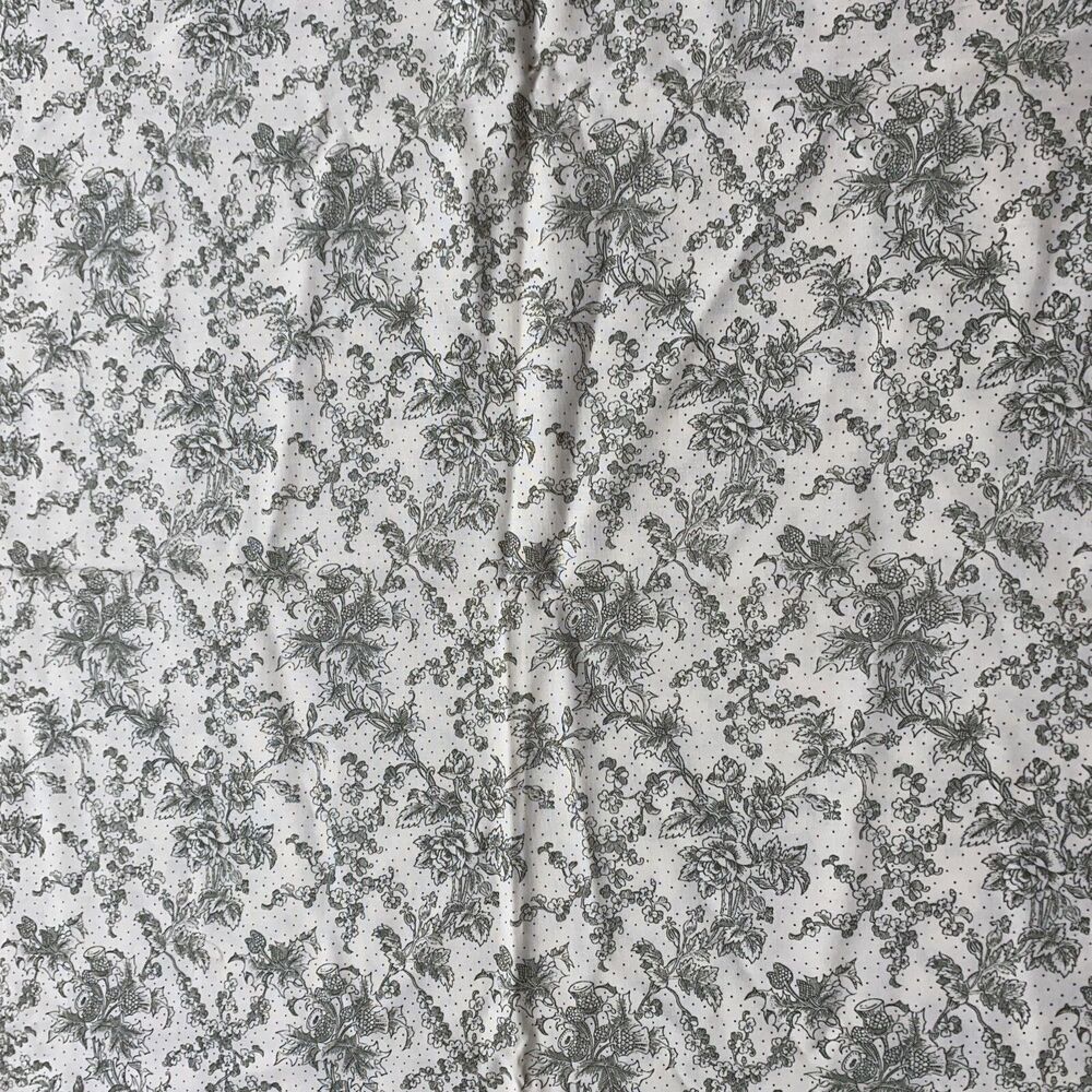 fabric 42 1/2” X 36” Staples Marsha Mccloskey Clothworks Floral Flowers Green